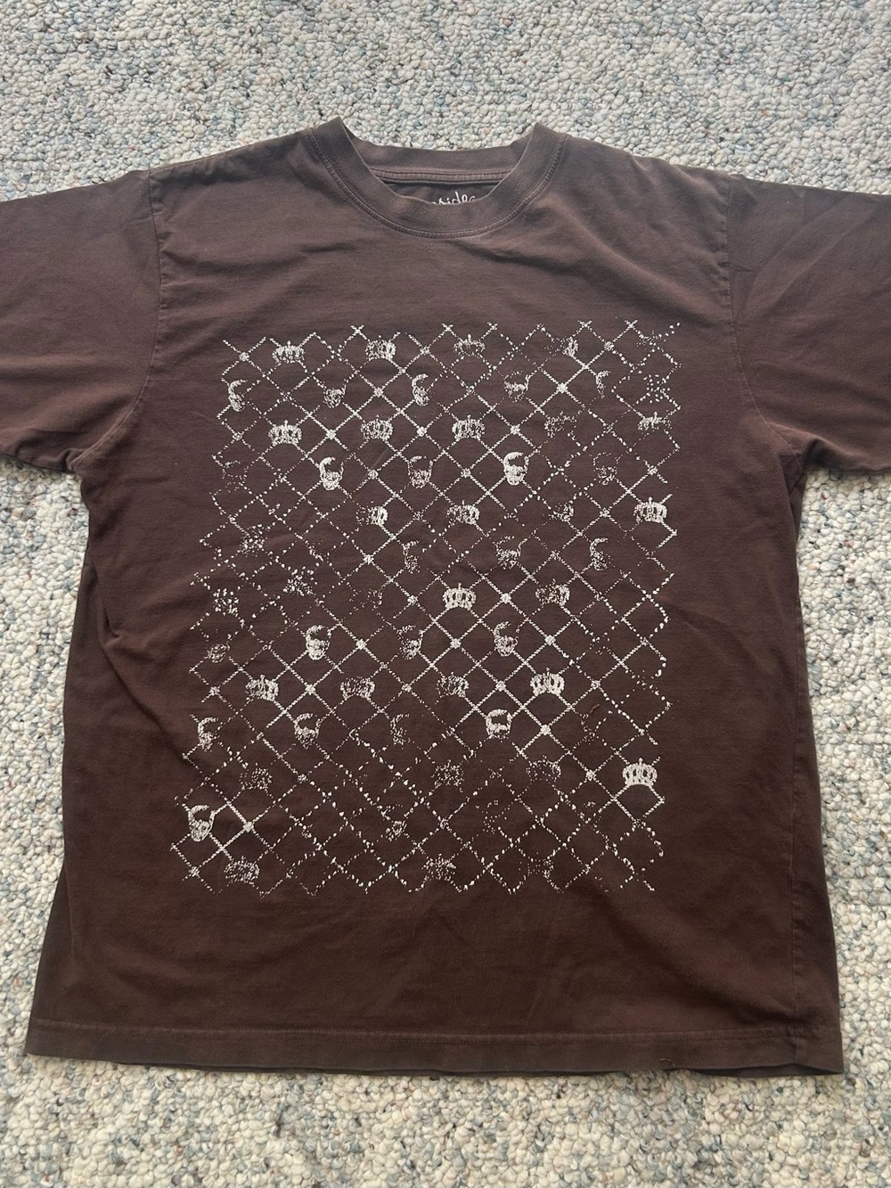 Burnside Y2K t-shirt graphic skulls and crowns
